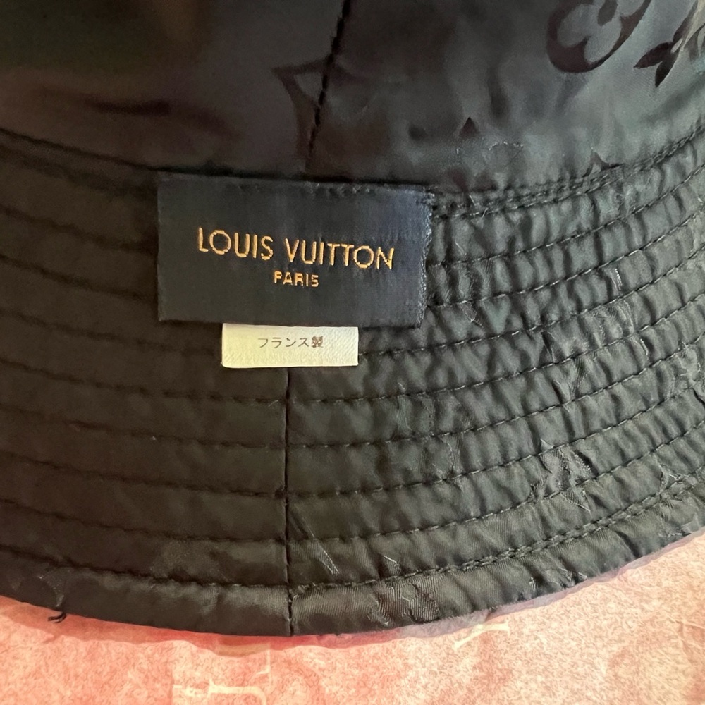 Louis Vuitton Monogram Reversible Bucket Hat - Picture 7 of 11